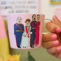 Anette Moi krus 27 cl kongefamilien rosa