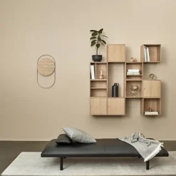 A-wall klokke i tre