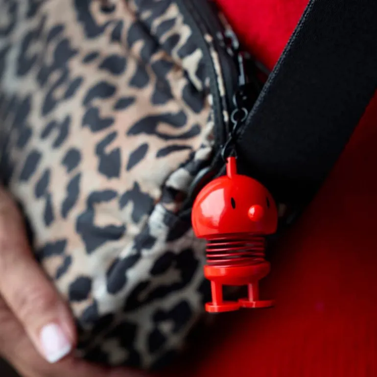 Bag charm 5,9 cm rød