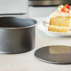 Bakeform med avtakbar bunn 18 cm nonstick grå