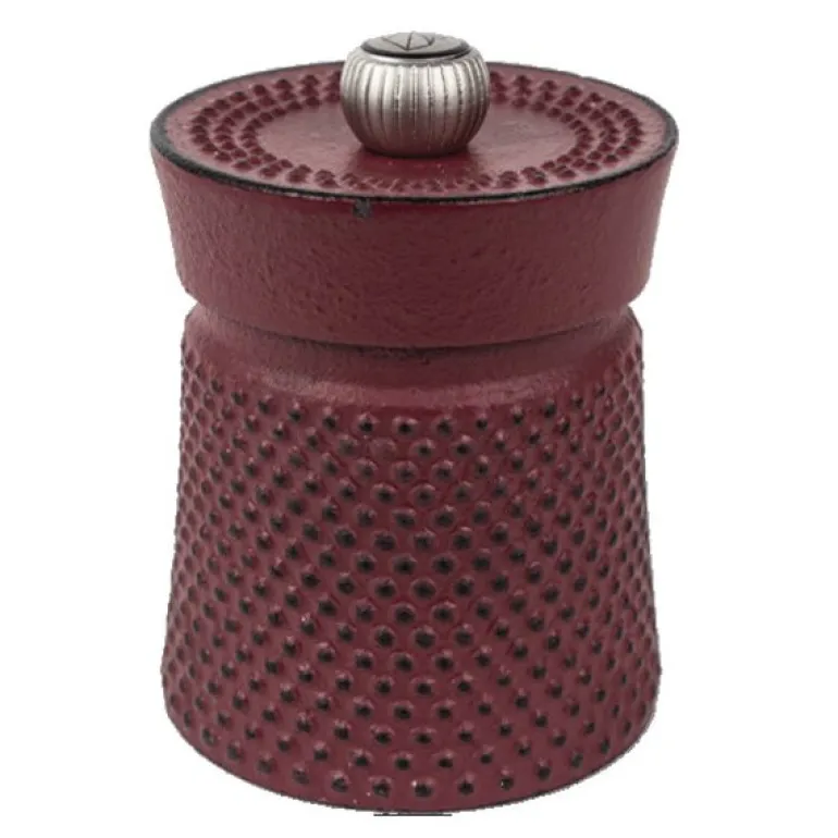 Bali pepperkvern i støpejern 8 cm rød