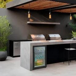 Barbecue Cooler utendørskjøleskap 63L svart