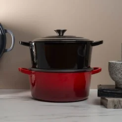 Basic støpejernsgryte 4,2L svart