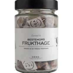 Bestemors Frukthage te i pyramideposer
