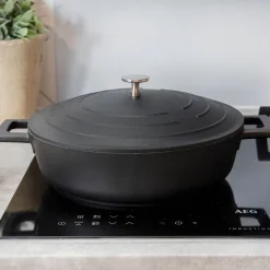Cast Aluminium lav gryte med selvøsende lokk 4L svart
