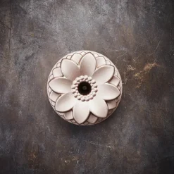 Contoura bakeform blomst 22 cm sølv