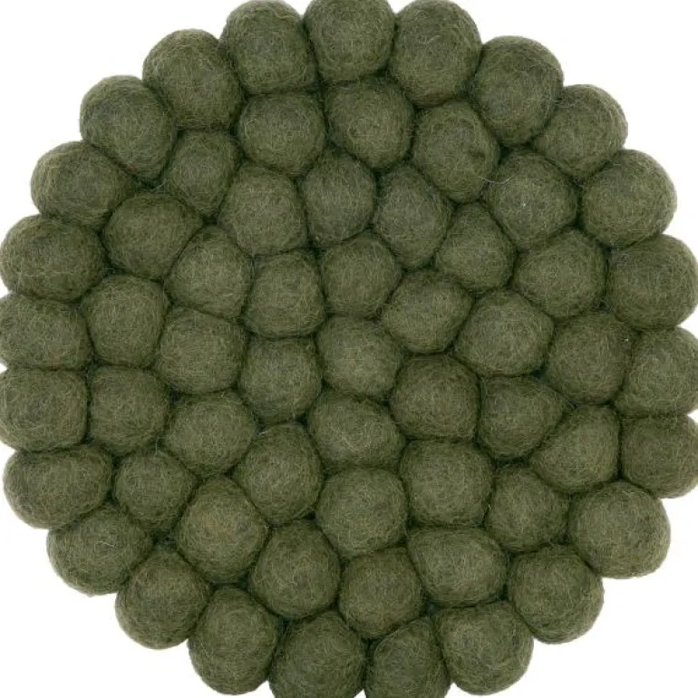 Dakota gryteunderlag i ull 19x19x2,5 cm olivengrønn