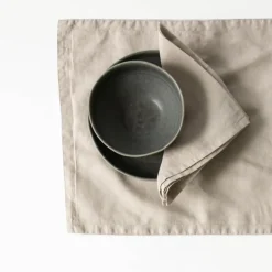 Dekkeunderlag lin 35x50 cm warm grey