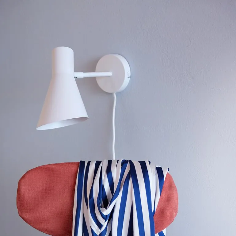 DL12 vegglampe 20 cm hvit