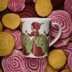 Elsa Beskow krus m/håndtak 28 cl Mrs Beetroot