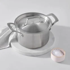 Essential 3-Ply dyp gryte 18 cm 2,8L m/lokk