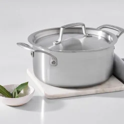 Essential 3-Ply dyp gryte 24 cm 6L m/lokk