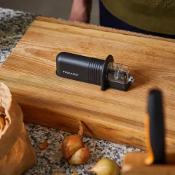 Essential roll-sharp knivsliper