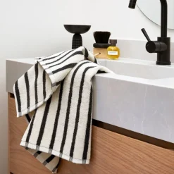 Everyday stripe håndkle 50x90 cm antrasitt
