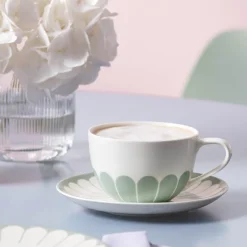 Fleur vert fat til cappuccinokopp 17,5 cm grønn