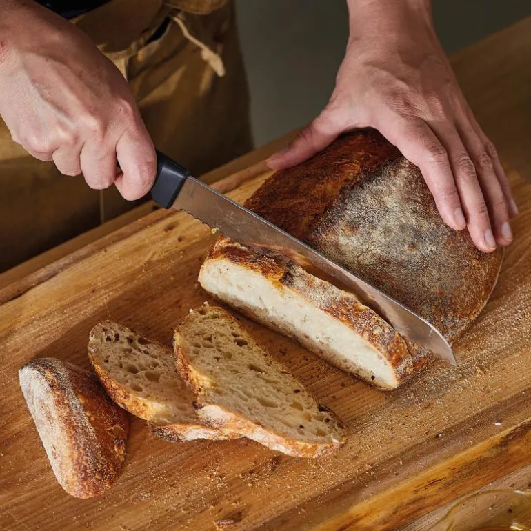 Hard Edge brødkniv