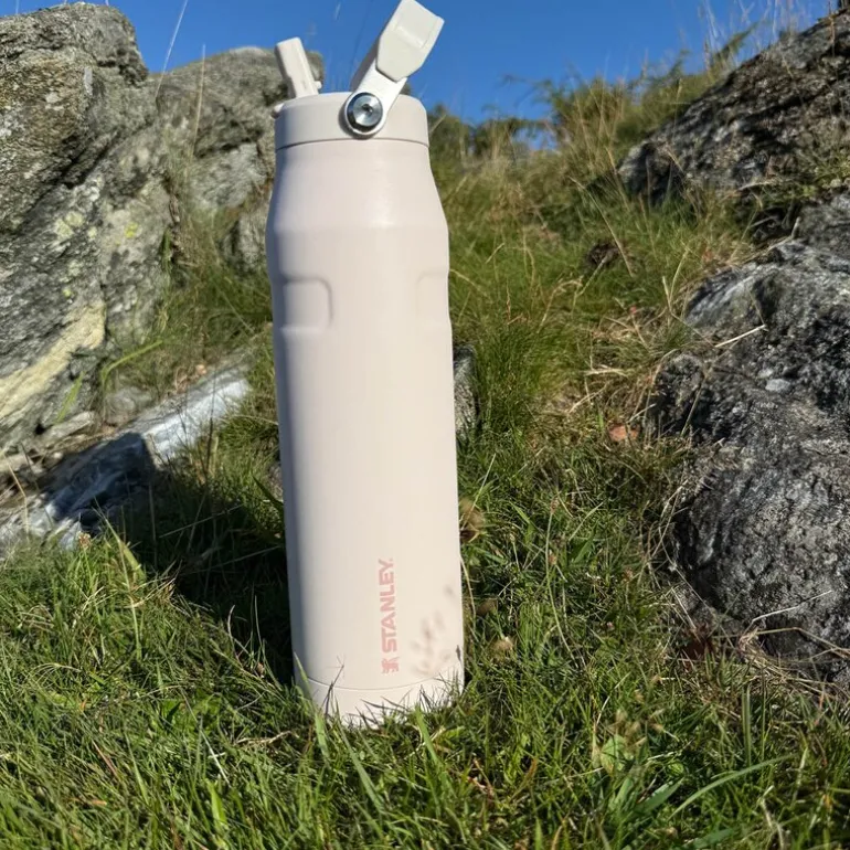 Iceflow flip straw tumbler termoflaske 0,7L rose quartz