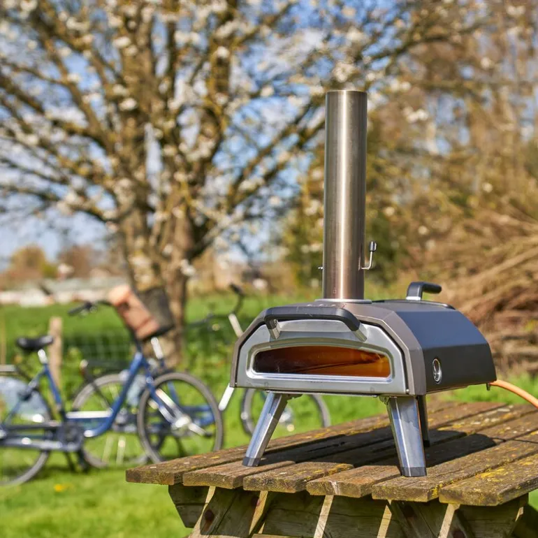 Karu 2 pizzaovn vedfyrt/gass 12" svart
