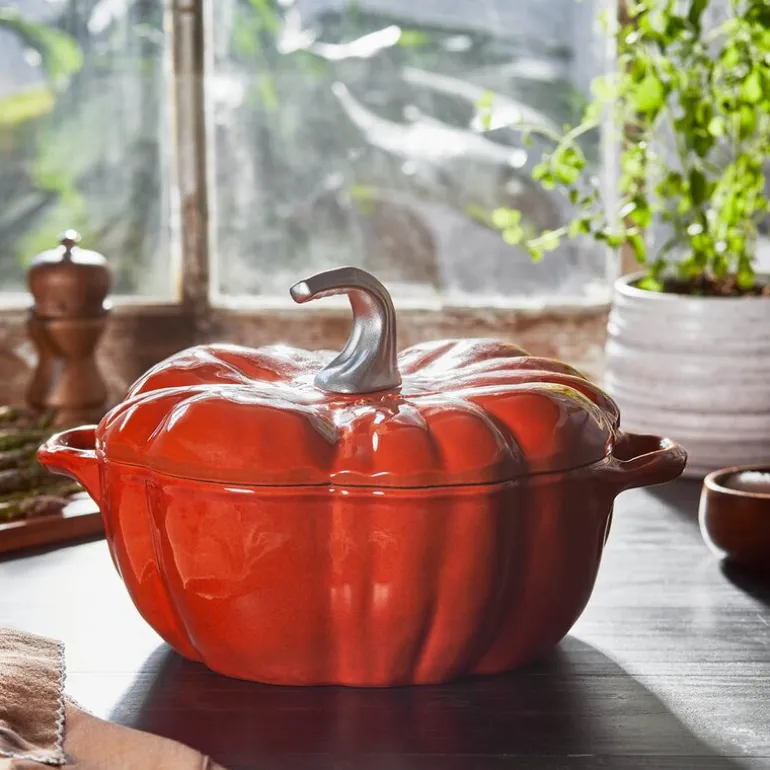 La Cocotte Gresskar støpejernsgryte 24 cm 3,5L kanel