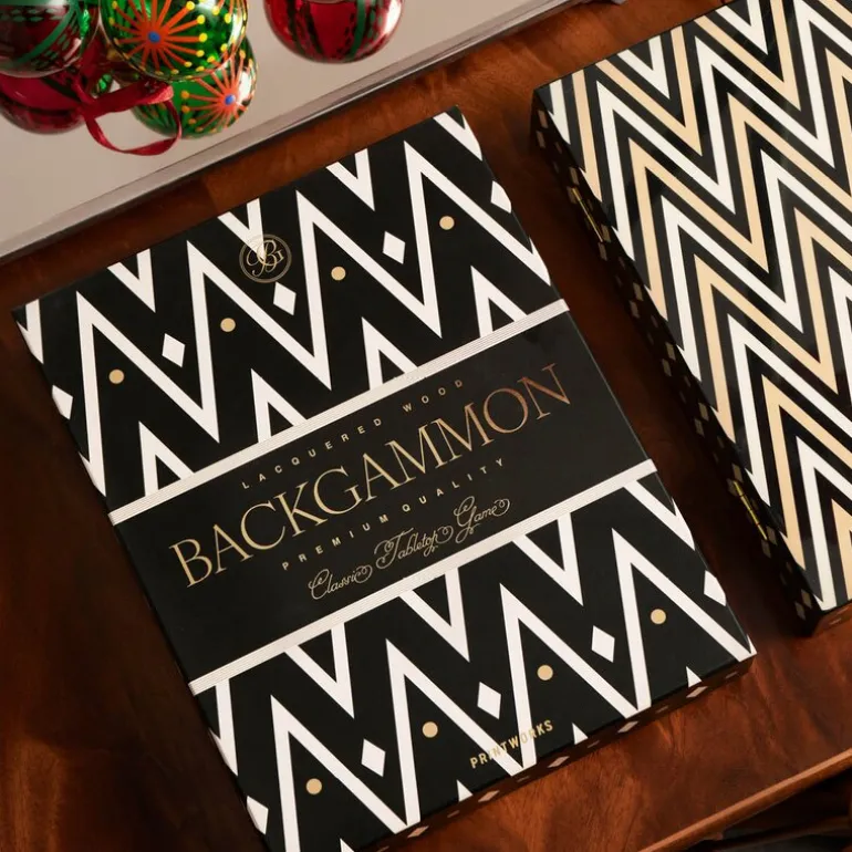 Lakkert backgammon svart