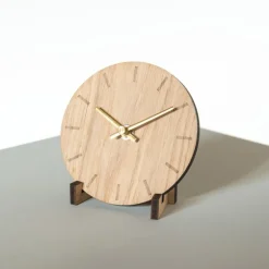 Light Oak klokke 12 cm lys eik m/gull viser