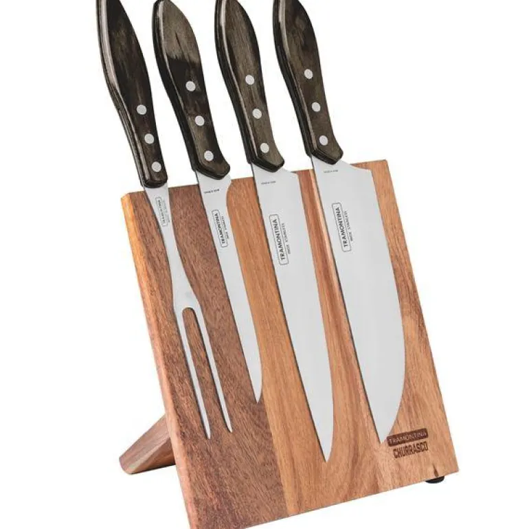 Magnetisk knivholder med kniver tre