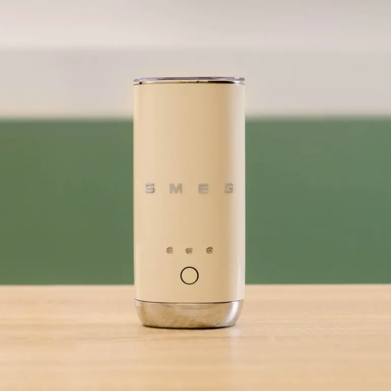 Mini-melkeskummer MFF02 180 ml krem