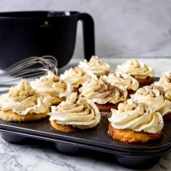 Muffinsform for 12 muffins 35x27 cm grå