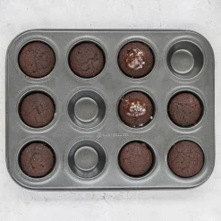 Muffinsform for 12 små muffins 25x20 cm grå