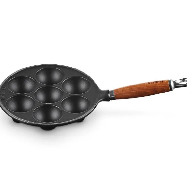 Munkepanne i støpejern 20 cm black