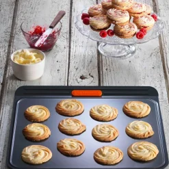 Non-stick kjeksbakeplate