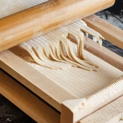 Pastamaskin chitarra m/kjevle tre