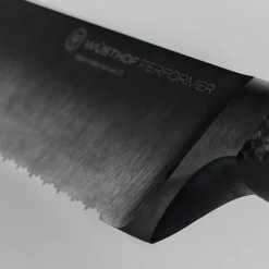 Performer brødkniv 23 cm dobbelttannet svart