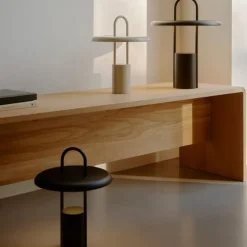 Pier bærbar LED lampe 33,5 cm sand
