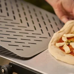 Pizzaspade perforert 36 cm valnøtt