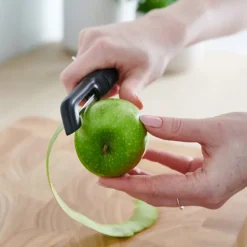 Potetskreller ergonomisk svart