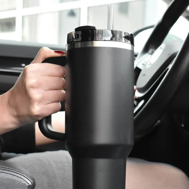 Quencher H2.0 FlowState tumbler 1,18L svart