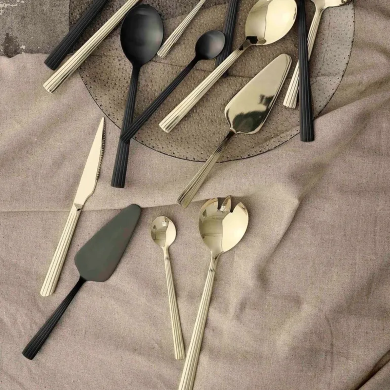 RAW kakespade 26 cm matte black