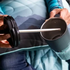 Rise Tumbler 77 cl med sugerør svart