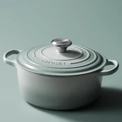 Signature støpejernsgryte rund 24 cm 4,2L sea salt