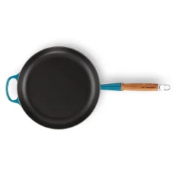 Signature støpejernspanne med trehåndtak 28 cm deep teal
