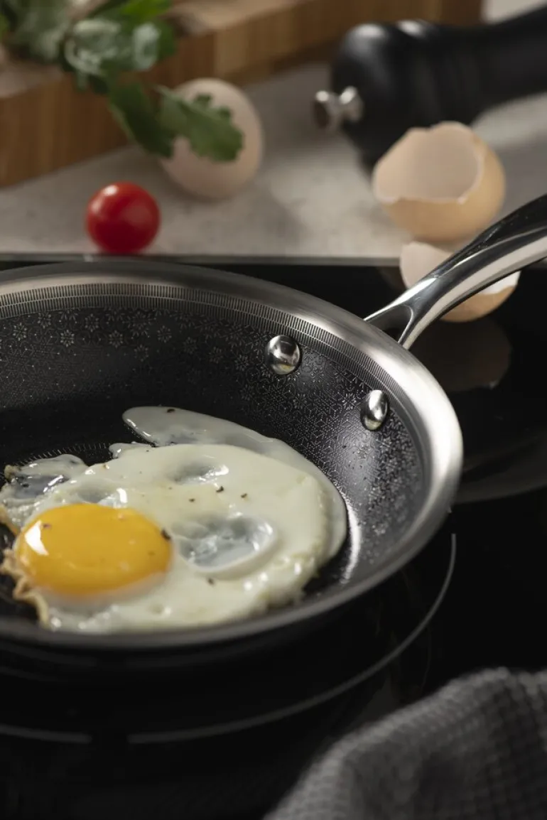 Signerat stekepanne strukturert ståloverflate 20 cm rustfritt stål