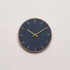 Smokey Blue veggklokke 28 cm blå linoleum m/gull viser