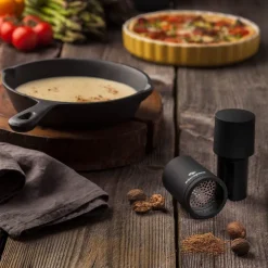 Spice Mill krydderkvern 12 cm svart/svart