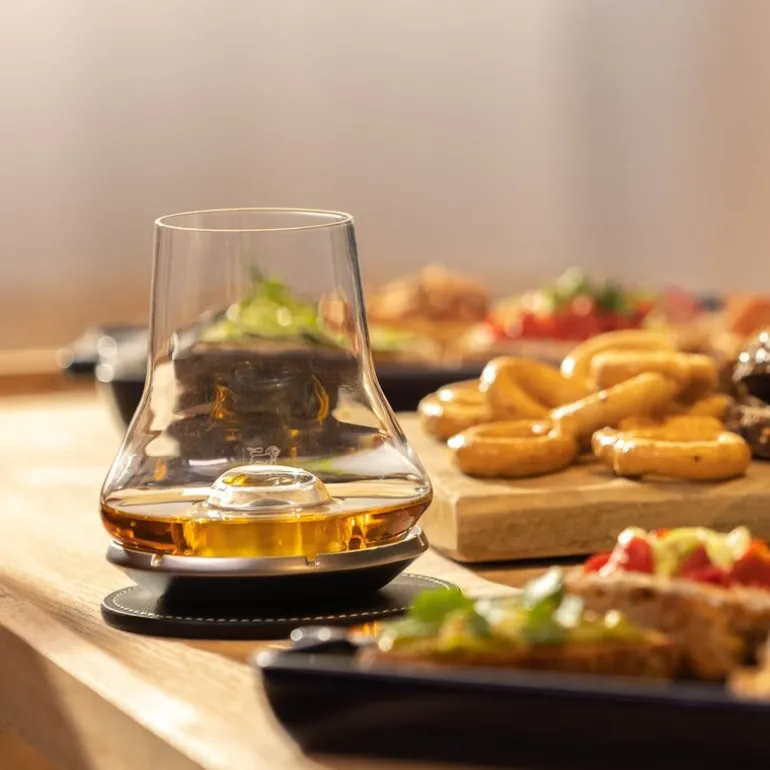 Spirit tasting glass