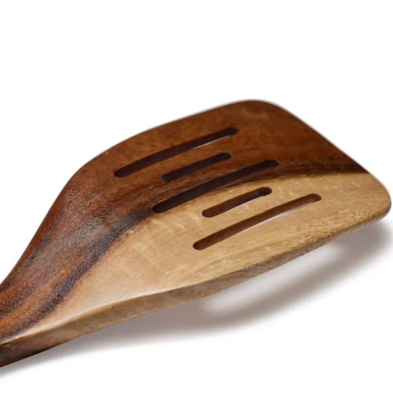 Stekespade akasietre