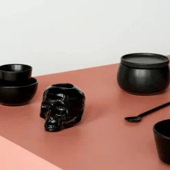 Still Life skull lyslykt 8,5 cm svart
