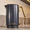 Striato vannkoker 1,5 L 1850W antrasittgrå