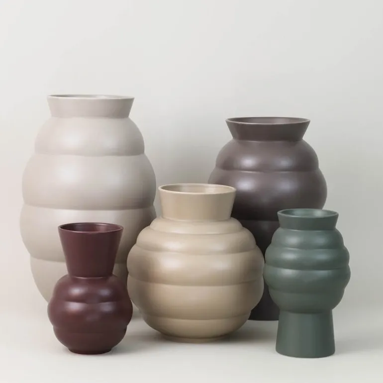 Tortus Archie vase No4 37 cm dark grey