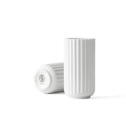 Vase i porselen 10,5 cm hvit